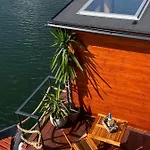 Botel Aquachill Houseboat & Wellness Liptovsky Trnovec