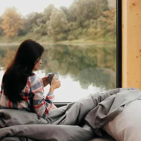 Ботель Aquachill Houseboat & Wellness Липтовски-Трновец
